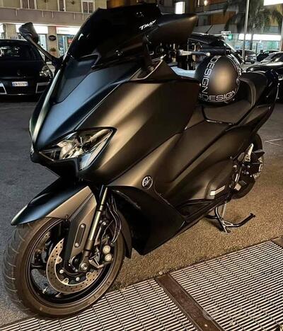 Yamaha T-Max 560 (2020 - 21) usata