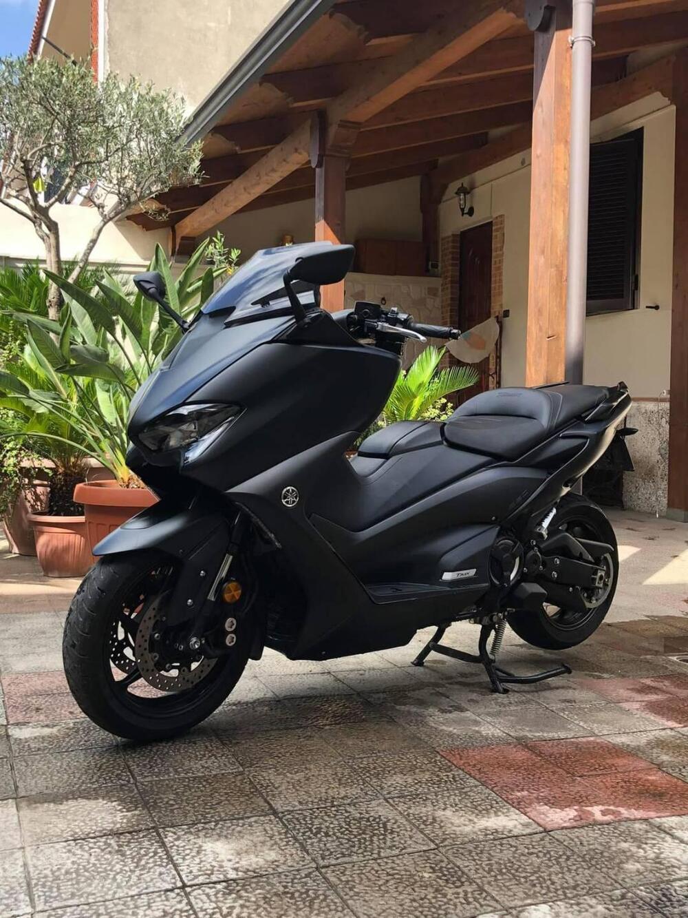 Yamaha T-Max 560 (2020 - 21) (3)