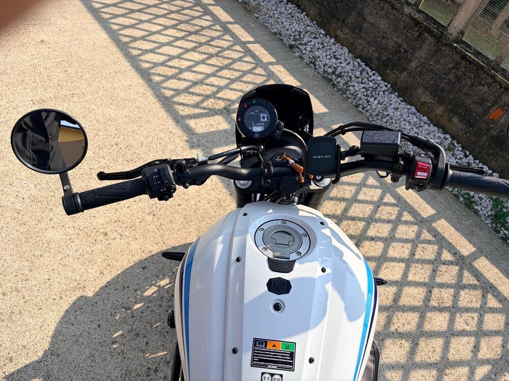 Yamaha XSR 700 (2022 - 26) (2)