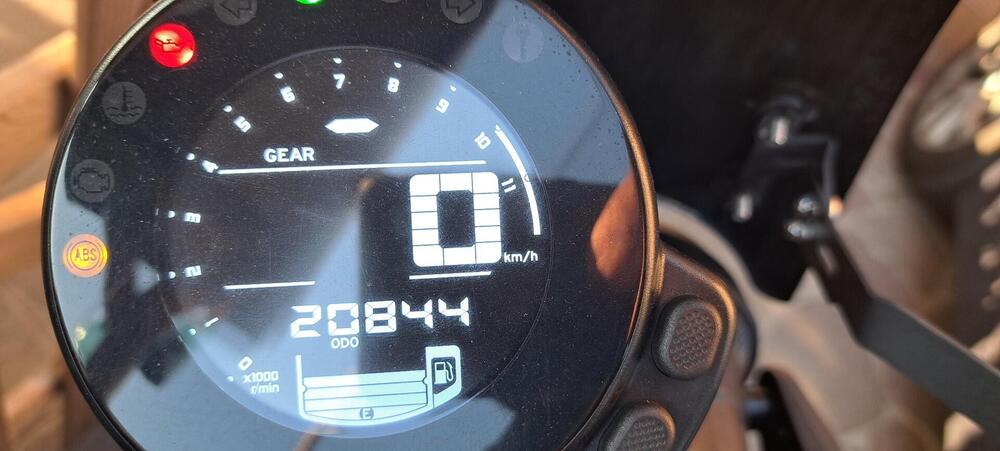 Yamaha XSR 700 (2022 - 26) (8)