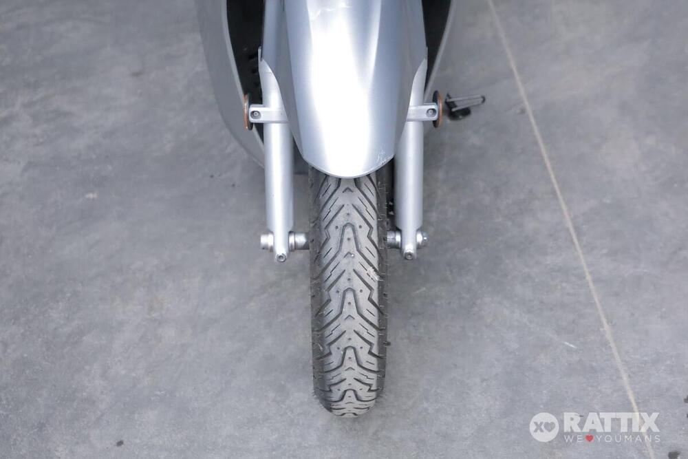 Honda SH 300 i ABS (2016 - 20) (9)