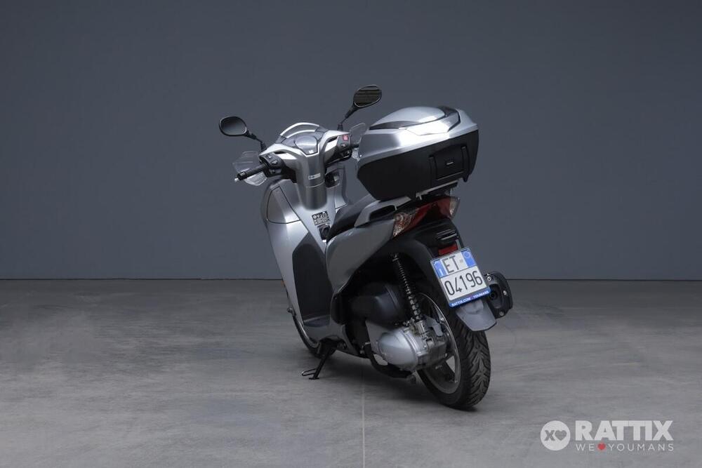 Honda SH 300 i ABS (2016 - 20) (4)