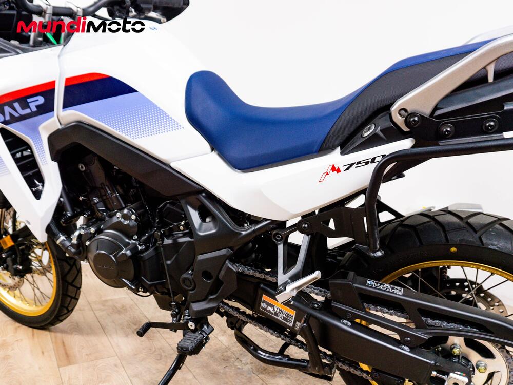 Honda Transalp XL750 (2025) (10)