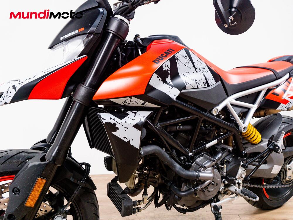 Ducati Hypermotard 950 RVE (2020) (9)