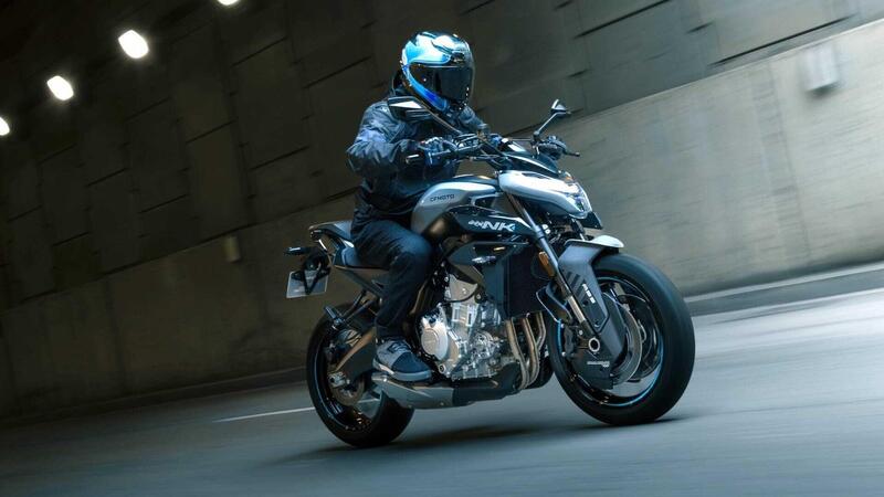 CFMOTO 675NK test: prova su strada della naked 3 cilindri cinese. Pregi e difetti [VIDEO]