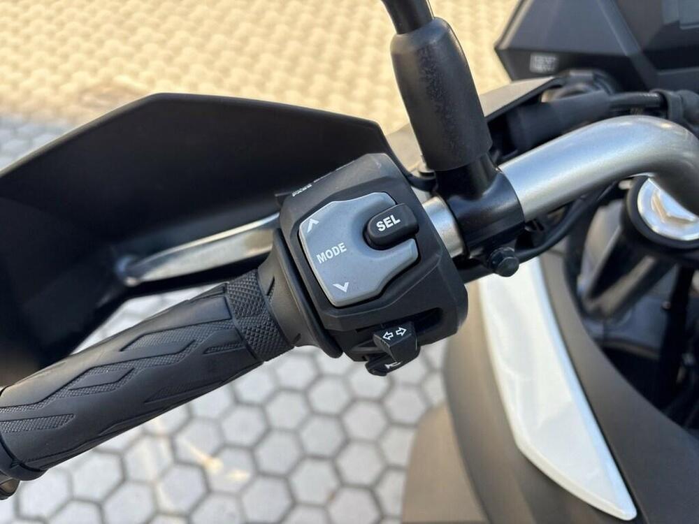 Suzuki V-Strom 650XT (2021 - 25) (11)