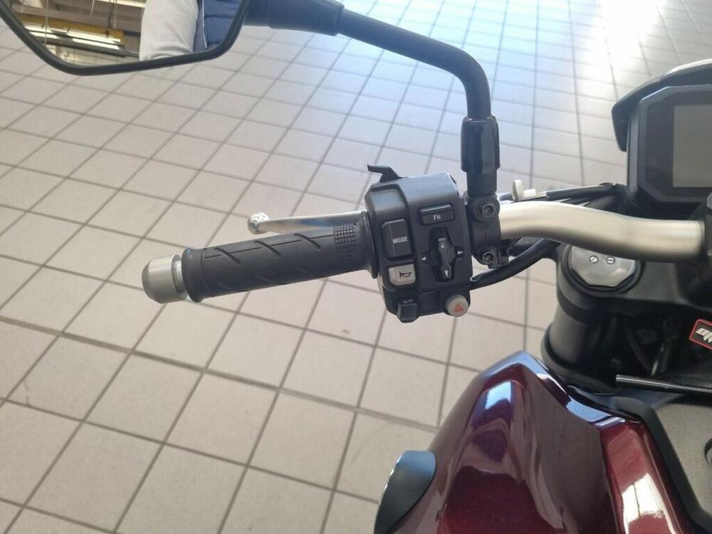 Honda CB 1000 R (2021 - 25) (9)