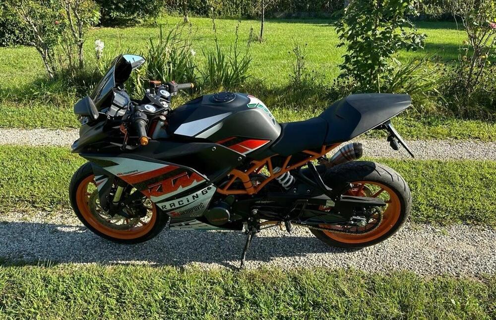 KTM RC 125 ABS (2015 - 16) (6)