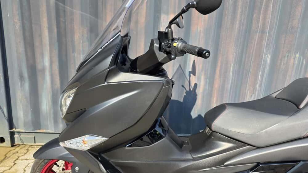 Suzuki Burgman AN 400 (2017 - 20) (16)