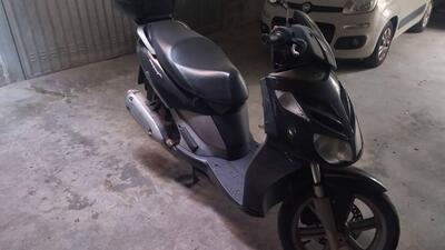 Aprilia Sportcity 125 usata