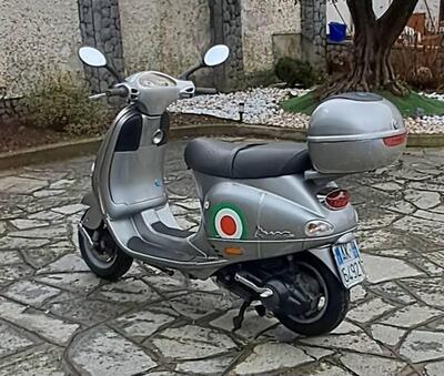 Vespa 150 ET4 (1999 - 01) usata
