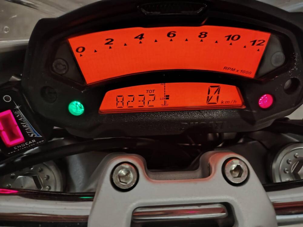 Ducati Monster 696 (2008 - 13) (6)