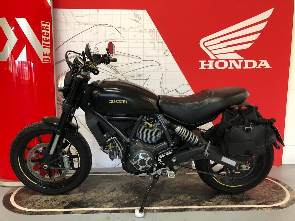 Ducati Scrambler 800 Classic (2015 - 16)