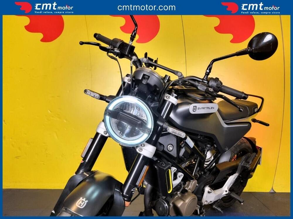 Husqvarna Svartpilen 125 (2021 - 23) (7)