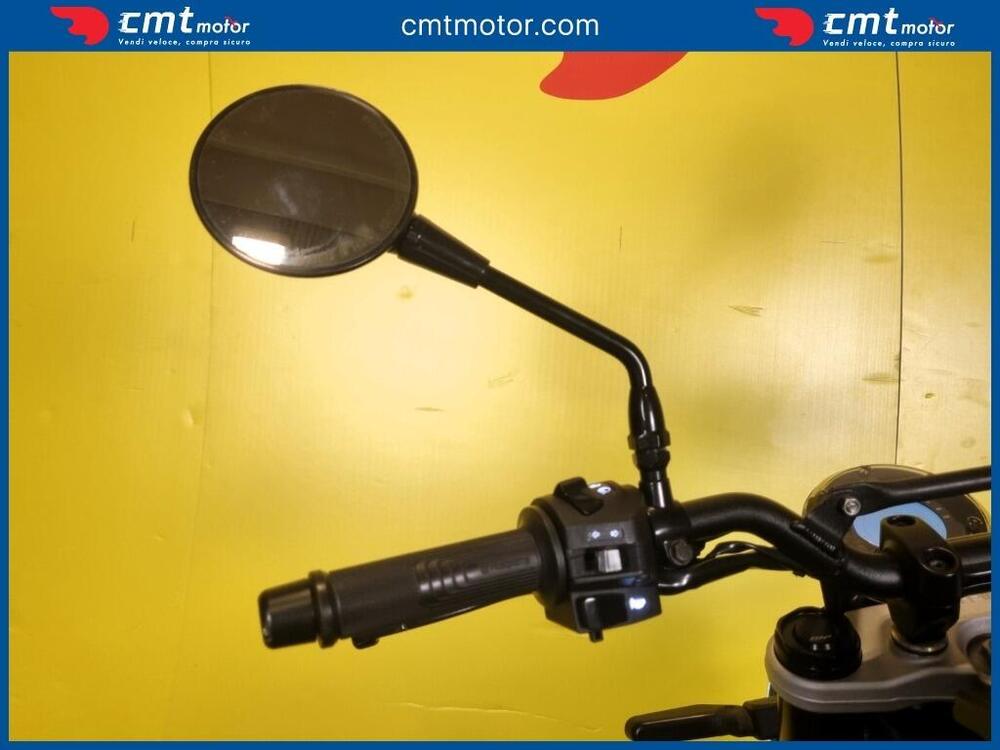 Husqvarna Svartpilen 125 (2021 - 23) (11)