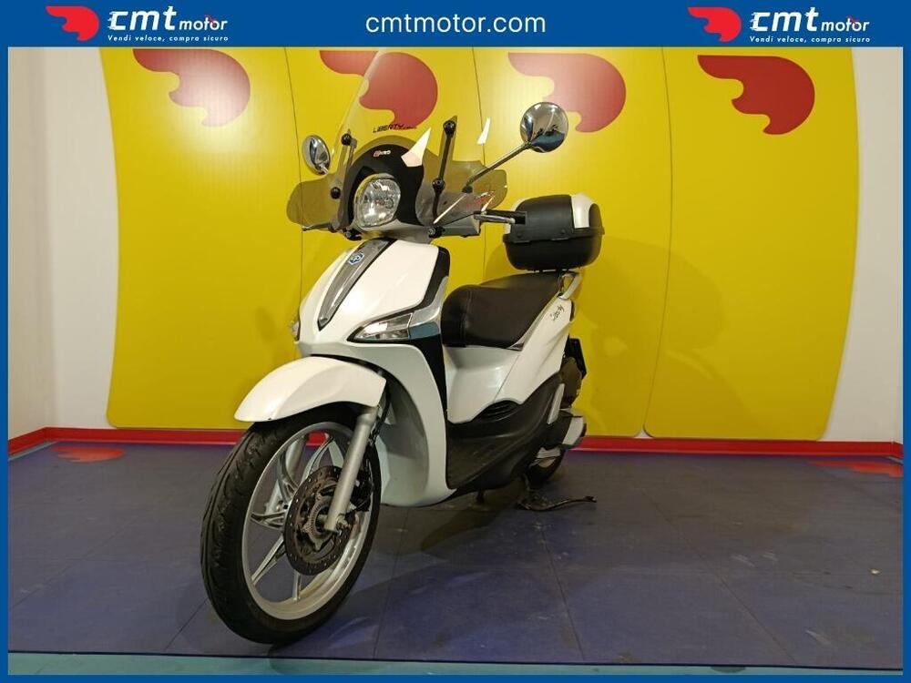 Piaggio Liberty 150 i-get ABS (2016) (2)