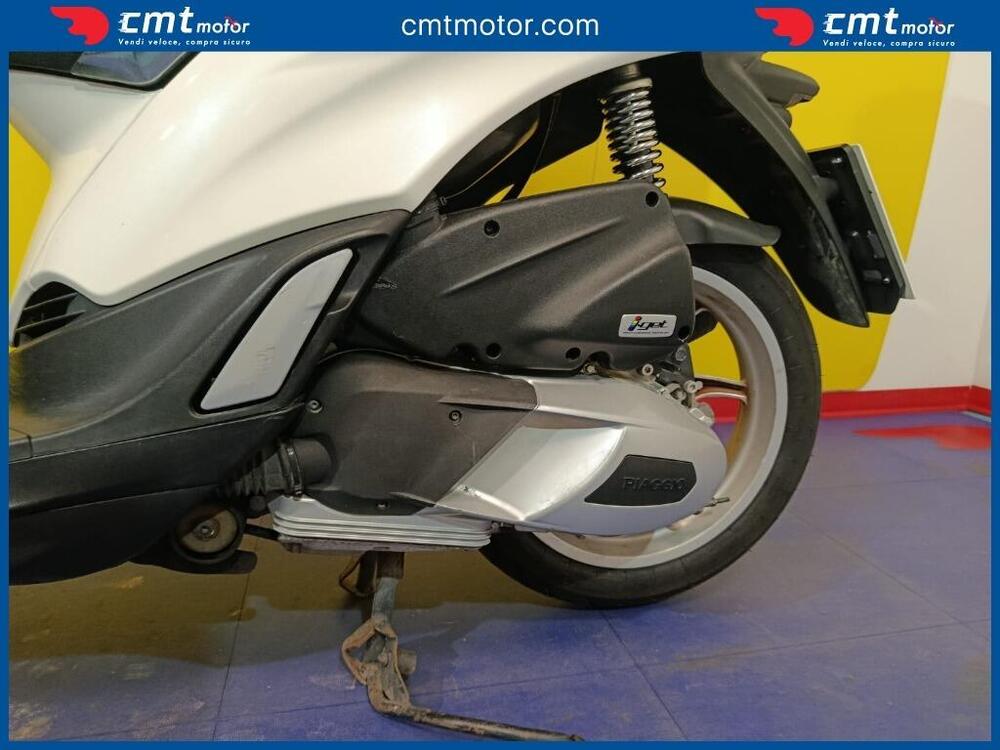 Piaggio Liberty 150 i-get ABS (2016) (8)