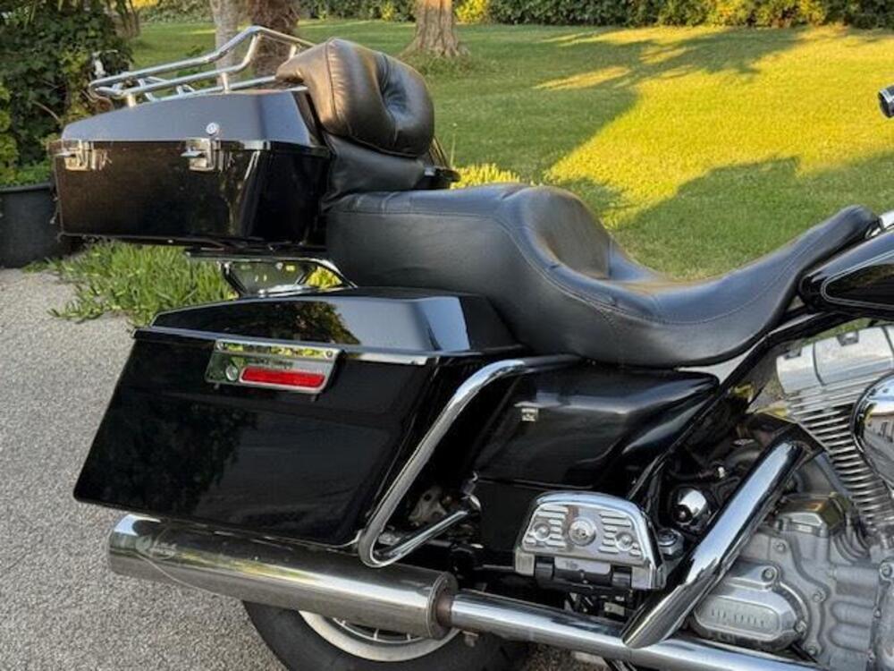Harley-Davidson 1584 Electra Glide Standard (2007) - FLHT (5)