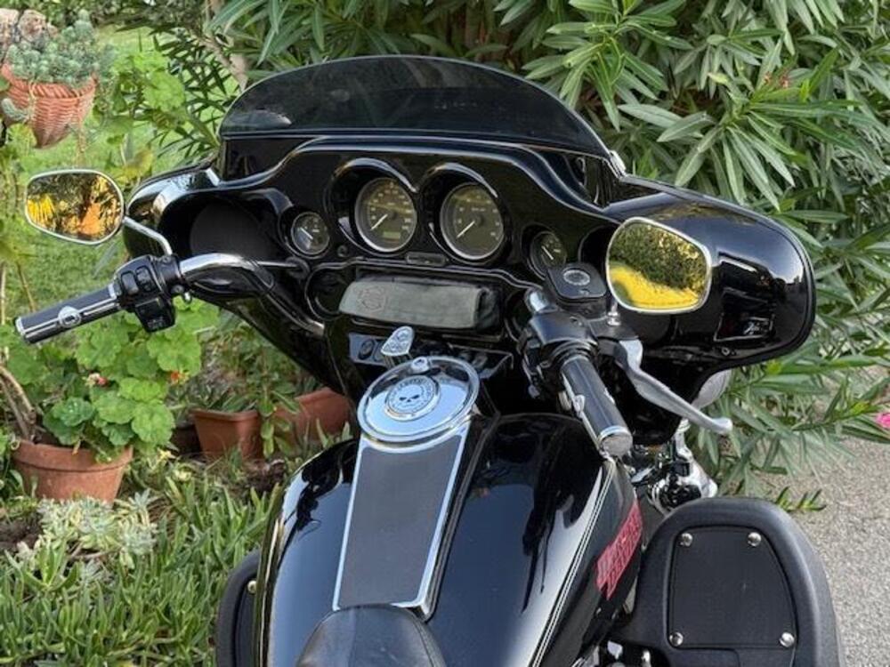 Harley-Davidson 1584 Electra Glide Standard (2007) - FLHT (11)