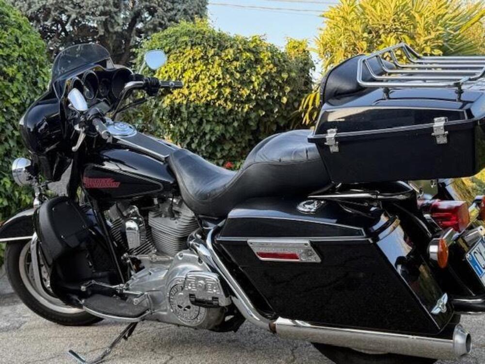 Harley-Davidson 1584 Electra Glide Standard (2007) - FLHT (14)