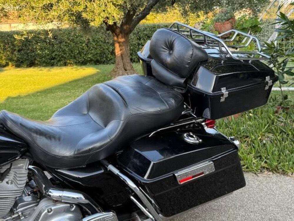 Harley-Davidson 1584 Electra Glide Standard (2007) - FLHT (16)