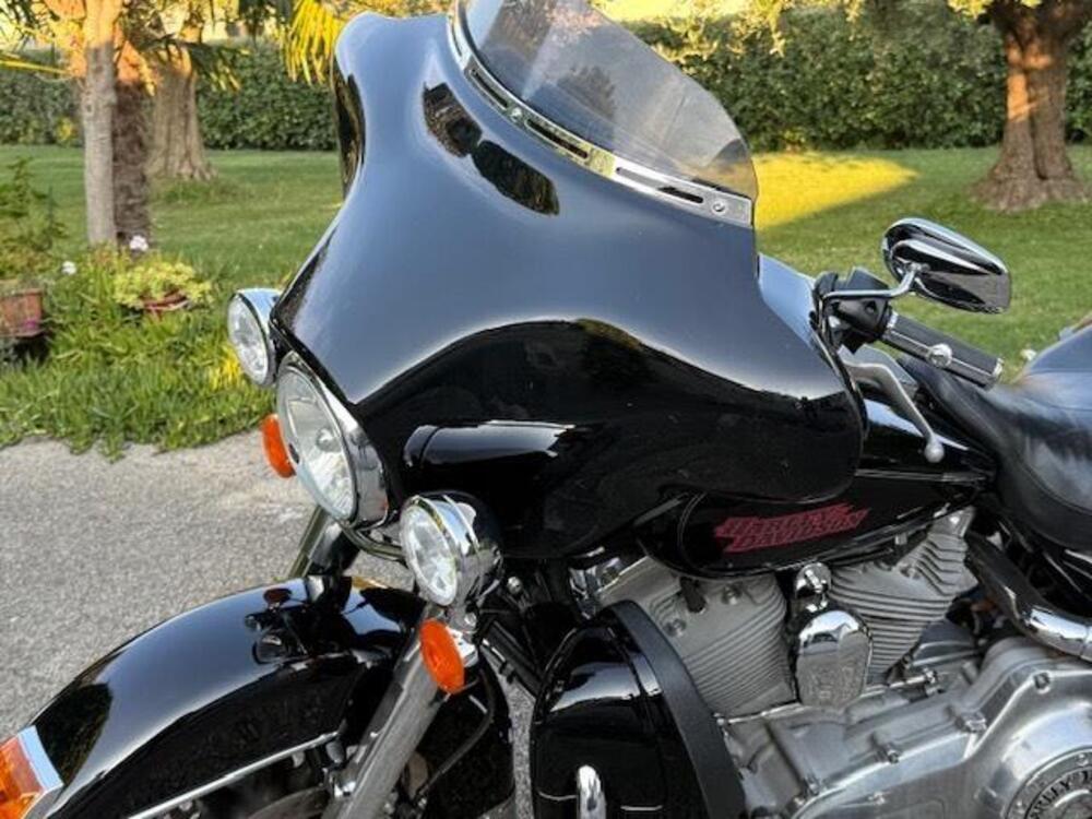 Harley-Davidson 1584 Electra Glide Standard (2007) - FLHT (17)