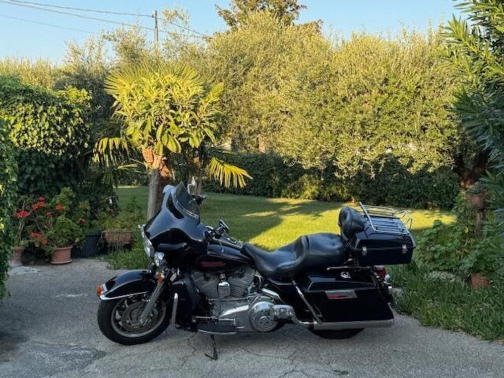 Harley-Davidson 1584 Electra Glide Standard (2007) - FLHT (19)