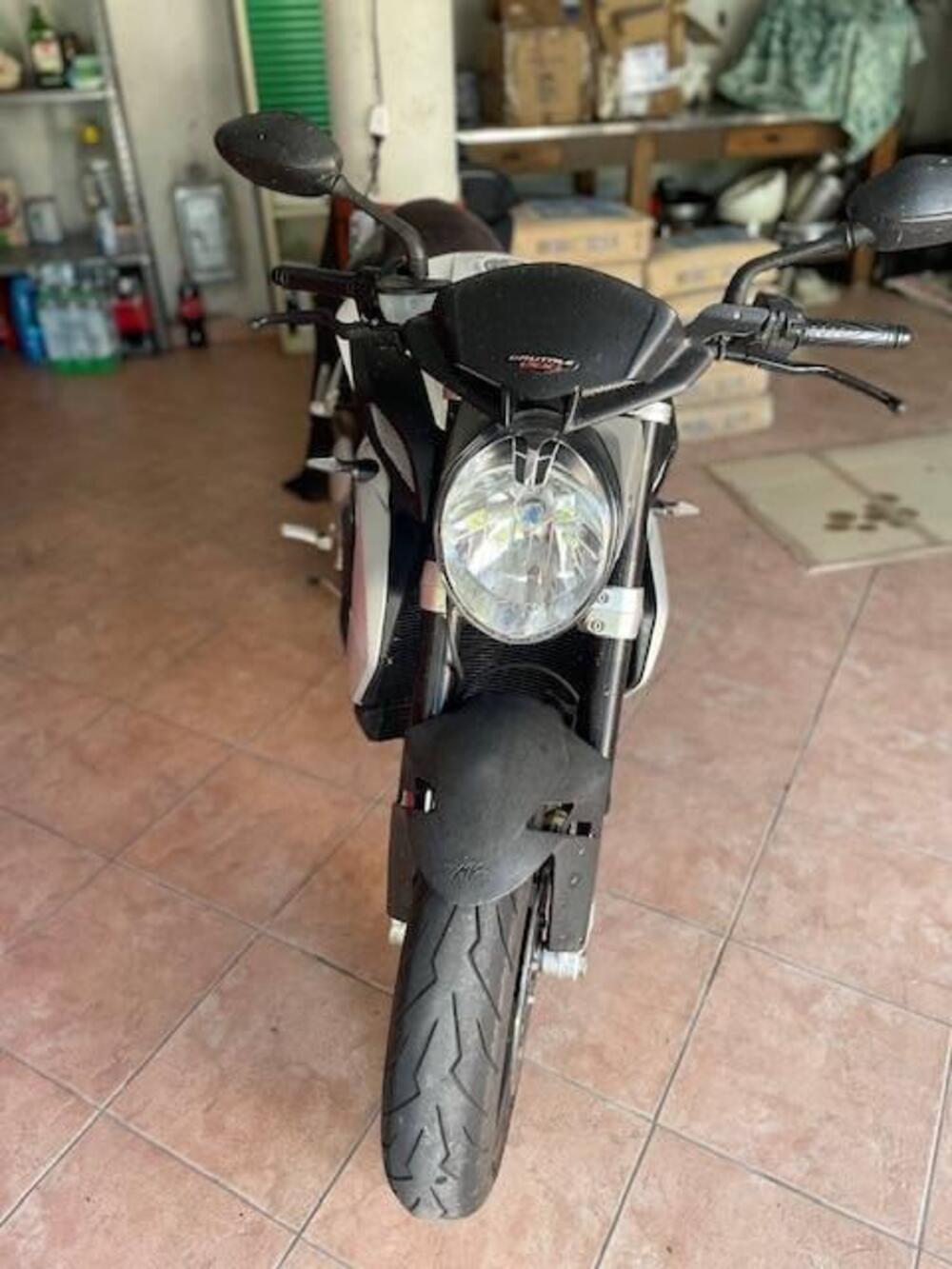 MV Agusta Brutale 800 (2012 - 15) (2)