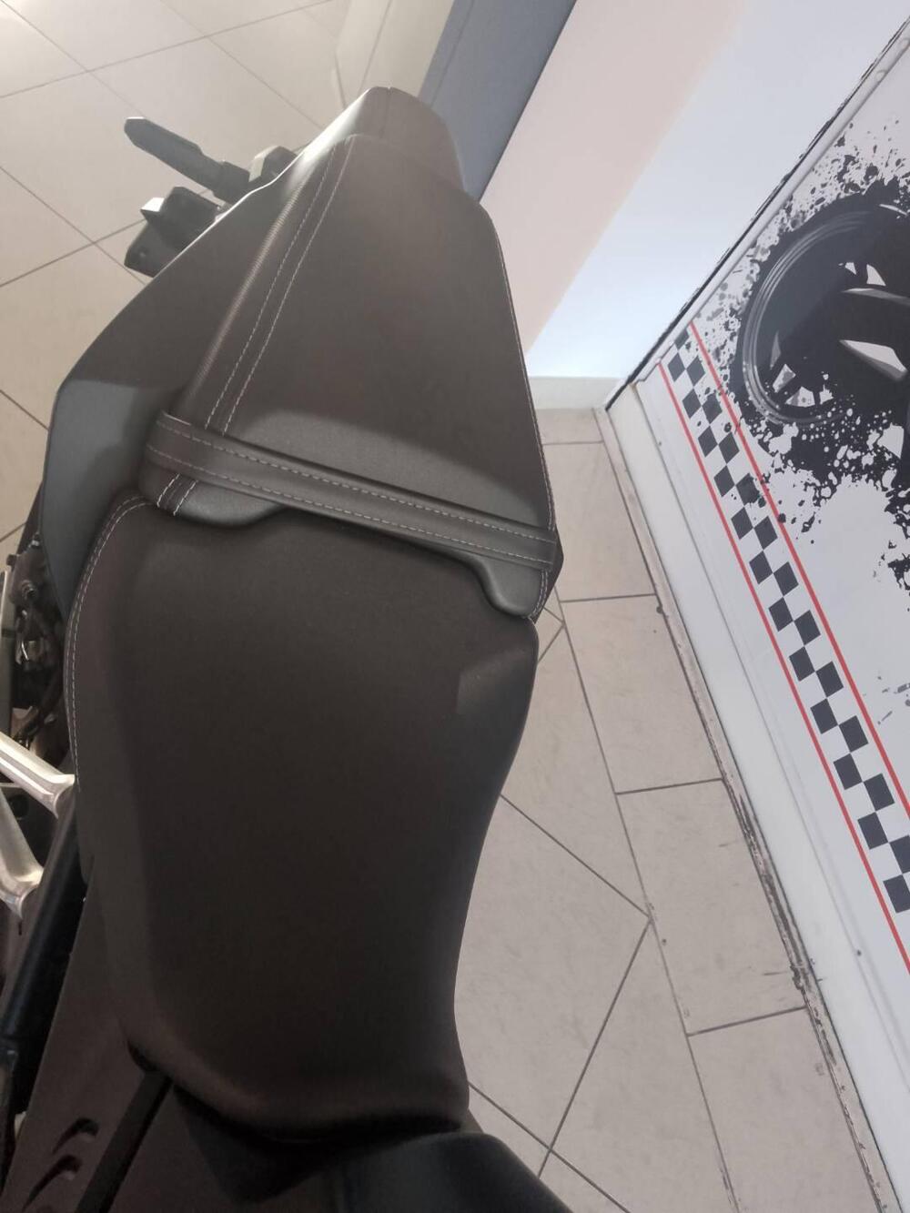 Honda CB 650 R E-Clutch (2024 - 26) (5)