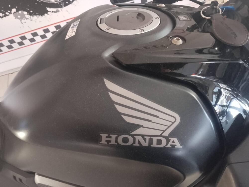 Honda CB 650 R E-Clutch (2024 - 26) (6)