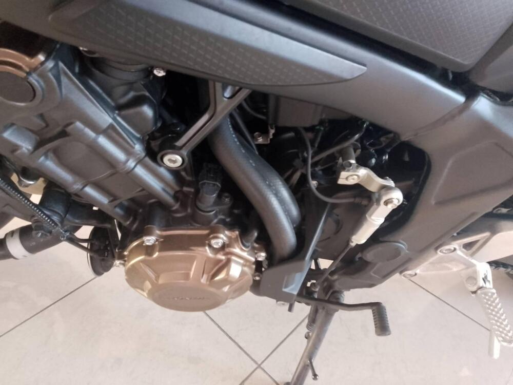 Honda CB 650 R E-Clutch (2024 - 26) (10)