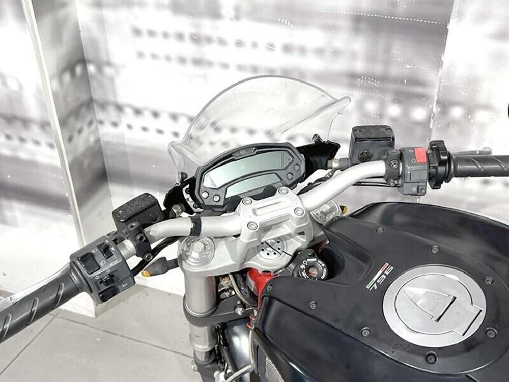 Ducati Monster 796 (2010 - 13) (6)
