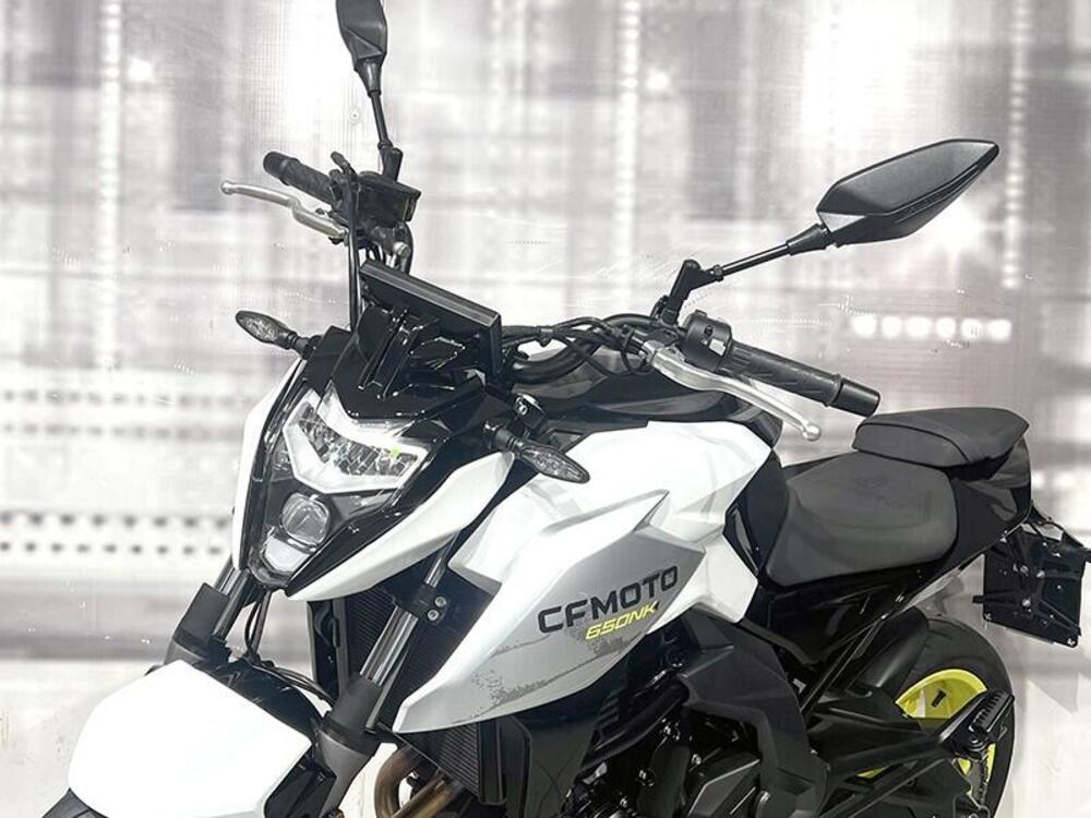 CFMOTO 650NK (2021 - 24) (4)