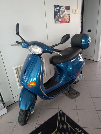 Vespa 50 ET2 (1997 - 98) usata