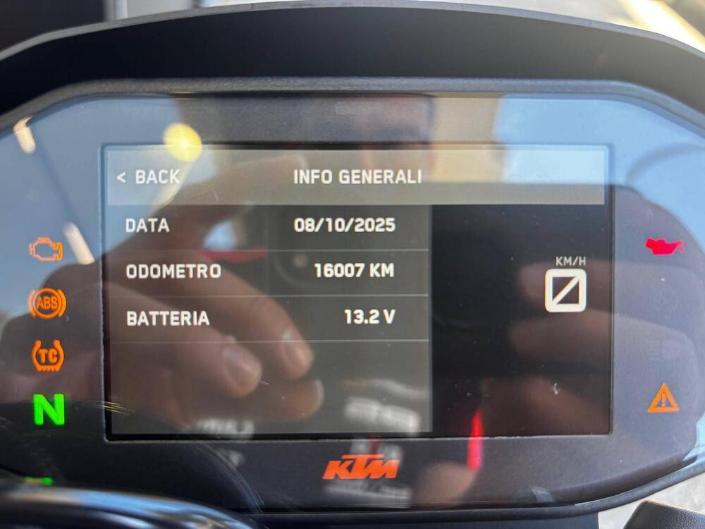KTM 890 Duke GP (2022 - 23) (14)