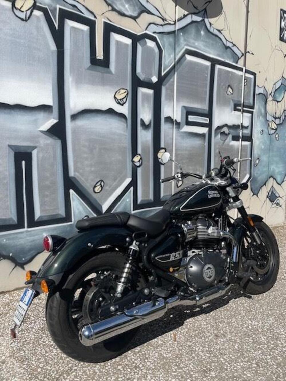 Royal Enfield Super Meteor 650 (2023 - 26) (2)