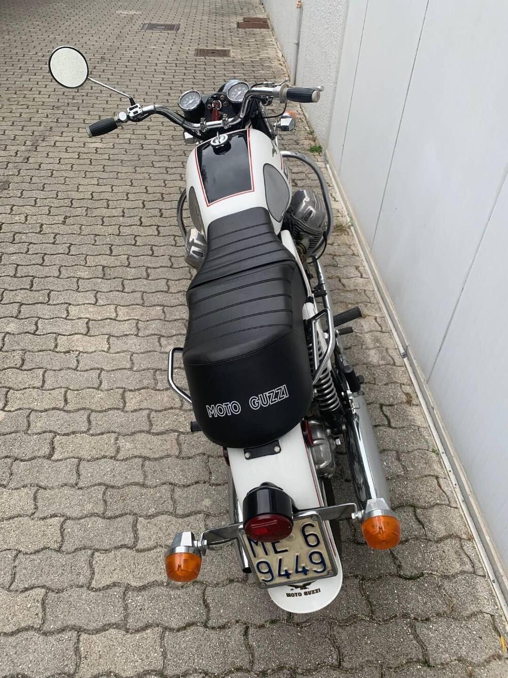 Moto Guzzi V7 Special (5)