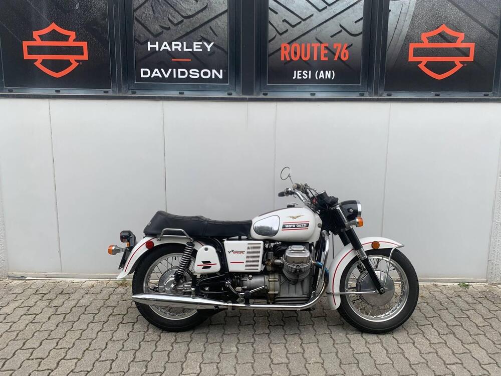 Moto Guzzi V7 Special