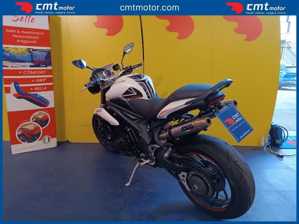 Triumph Speed Triple 1050 (2011 - 13) (7)