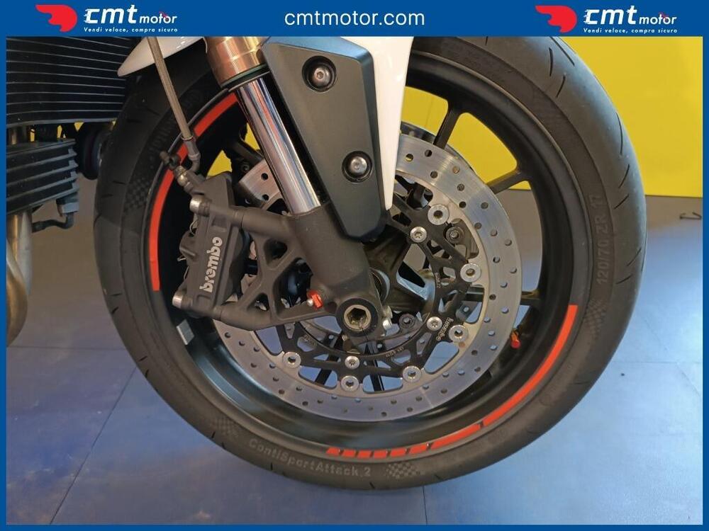 Triumph Speed Triple 1050 (2011 - 13) (10)