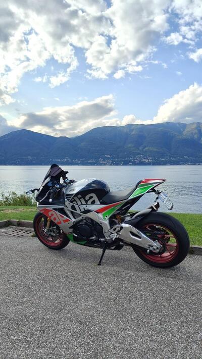 Aprilia RSV4 RF (2017 - 19) usata