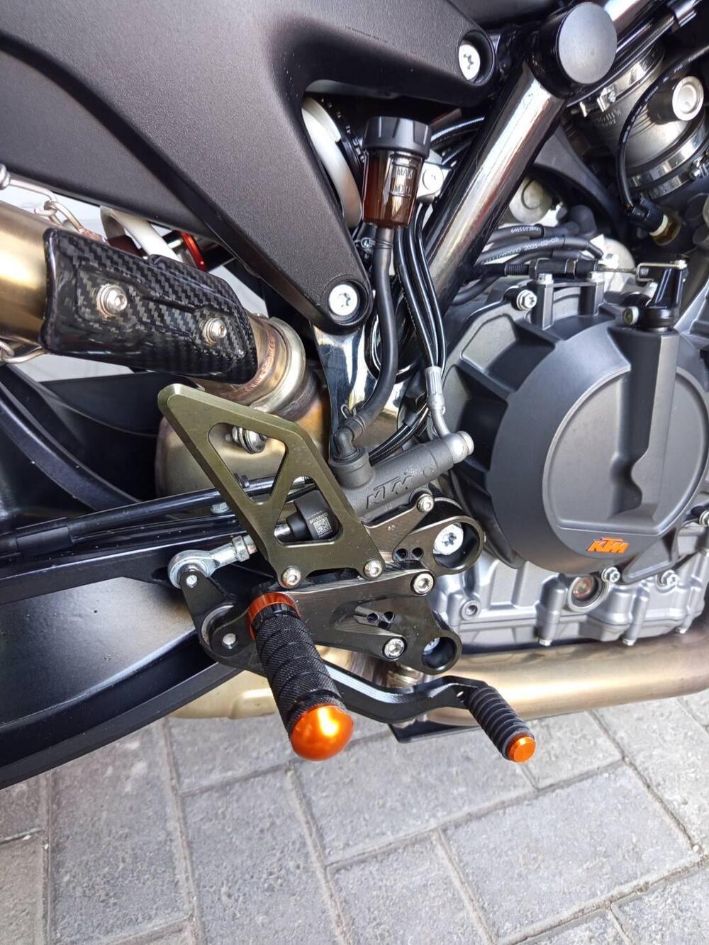 KTM 890 Duke (2021 - 23) (6)