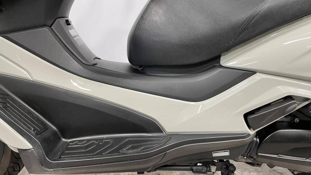 Kymco X-Town 300i ABS (2016 - 20) (7)