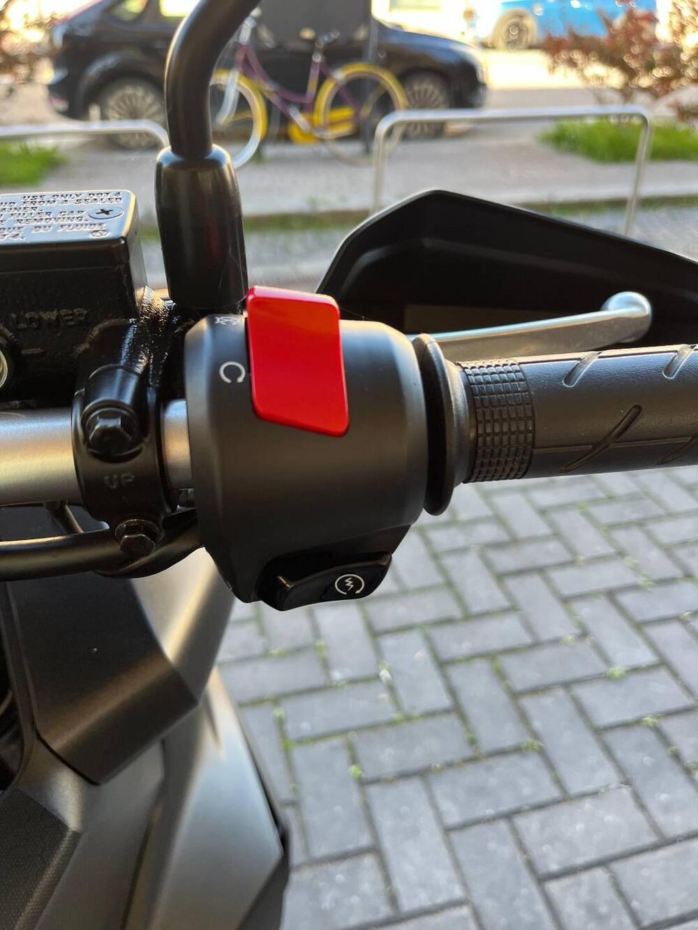 Honda ADV 350 (2022 - 24) (8)