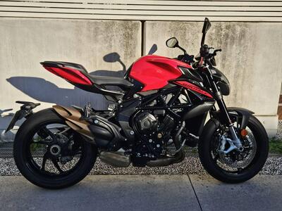 MV Agusta Brutale 800 Rosso (2021 - 23) usata