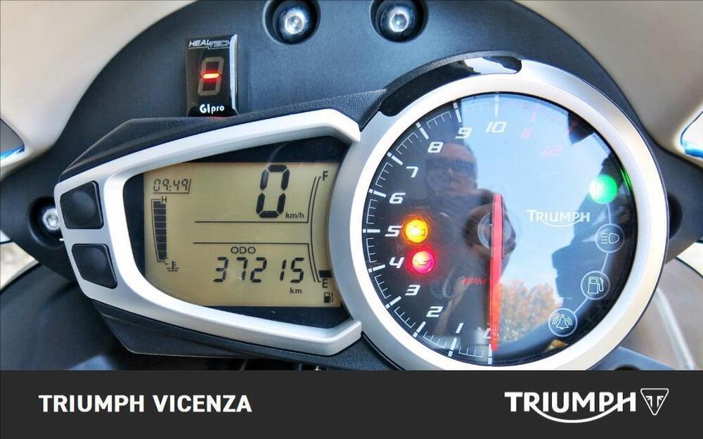 Triumph Speed Triple 1050 R ABS (2011 - 15) (11)