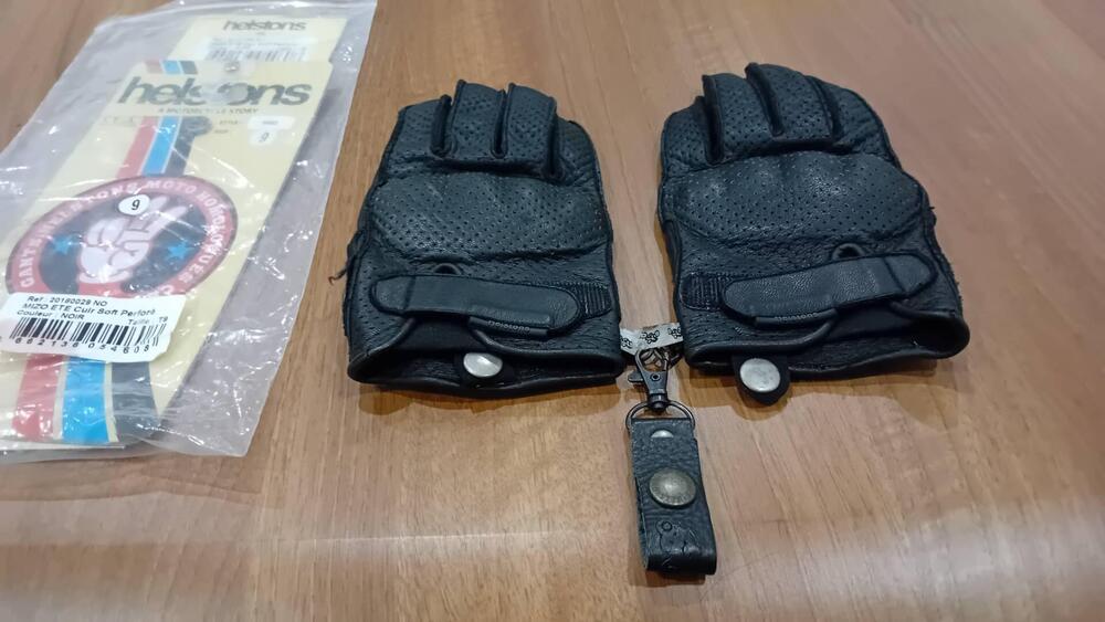 Guanti moto estivi Helstons (6)