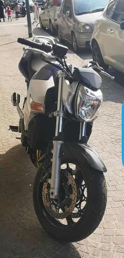 Suzuki GSR 600 (2006 - 11) usata