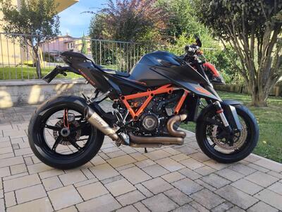 KTM 1290 Super Duke R (2021) usata