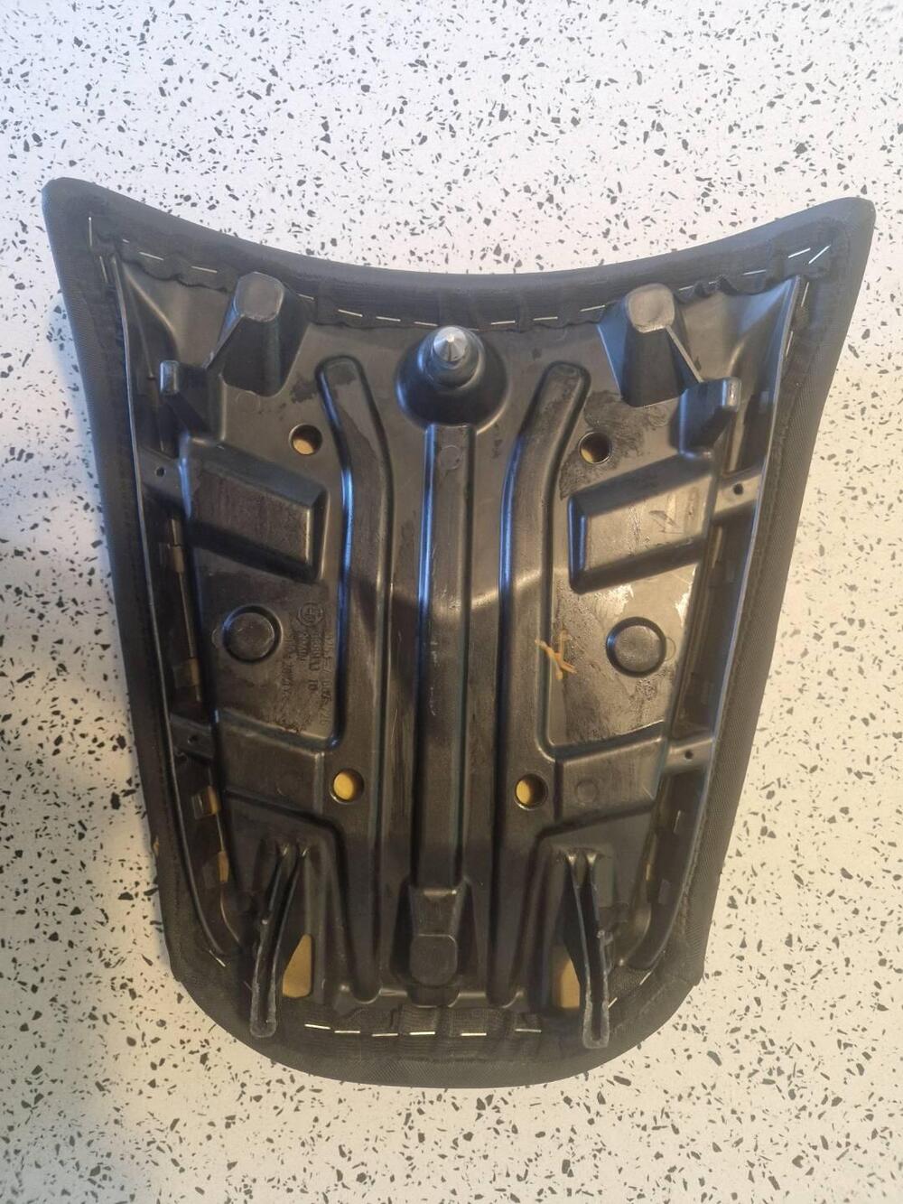 sella BMW GS 1200 passeggero nera originale (4)